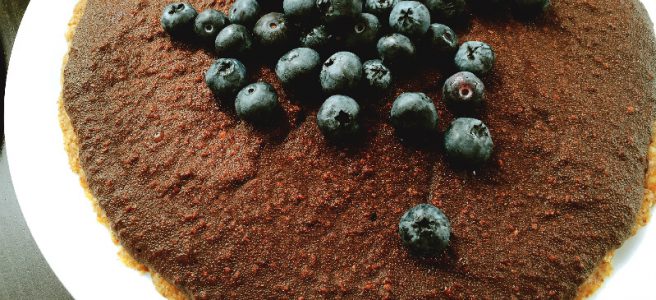 Rohveganer Schokokuchen